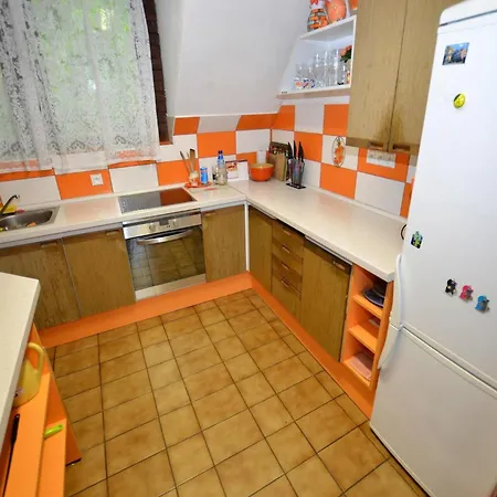Townhouse In With Private Pool ヴィラ Bechyně