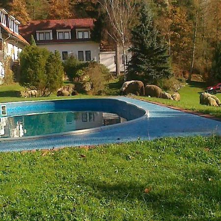 Townhouse In With Private Pool * Bechyně