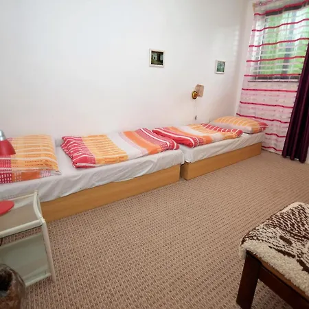 Villa Townhouse In Bechyn With Private Pool Bechyně