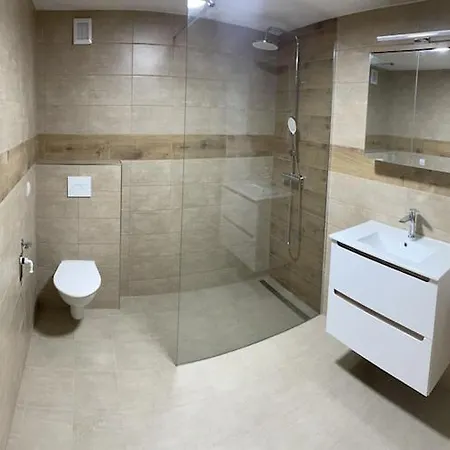 Townhouse In With Private Pool ヴィラ *