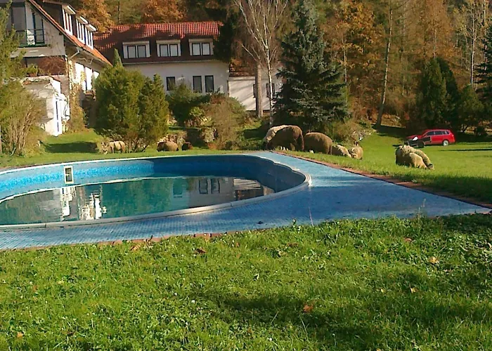 Townhouse In Bechyn With Private Pool * Bechyně
