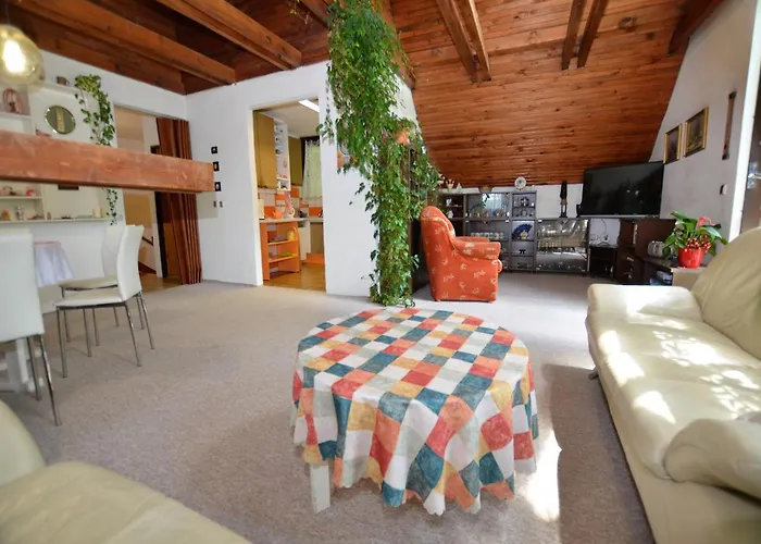 Townhouse In Bechyn With Private Pool