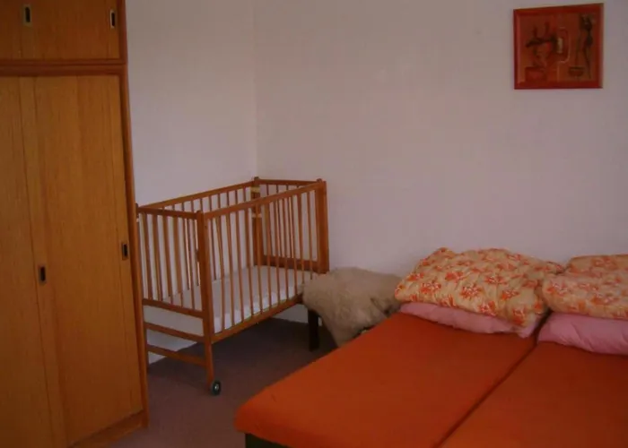 Townhouse In Bechyn With Private Pool וילה *